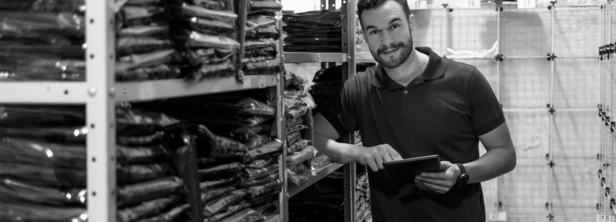 Hoe berg je kleding op zonder dat het kreukt?